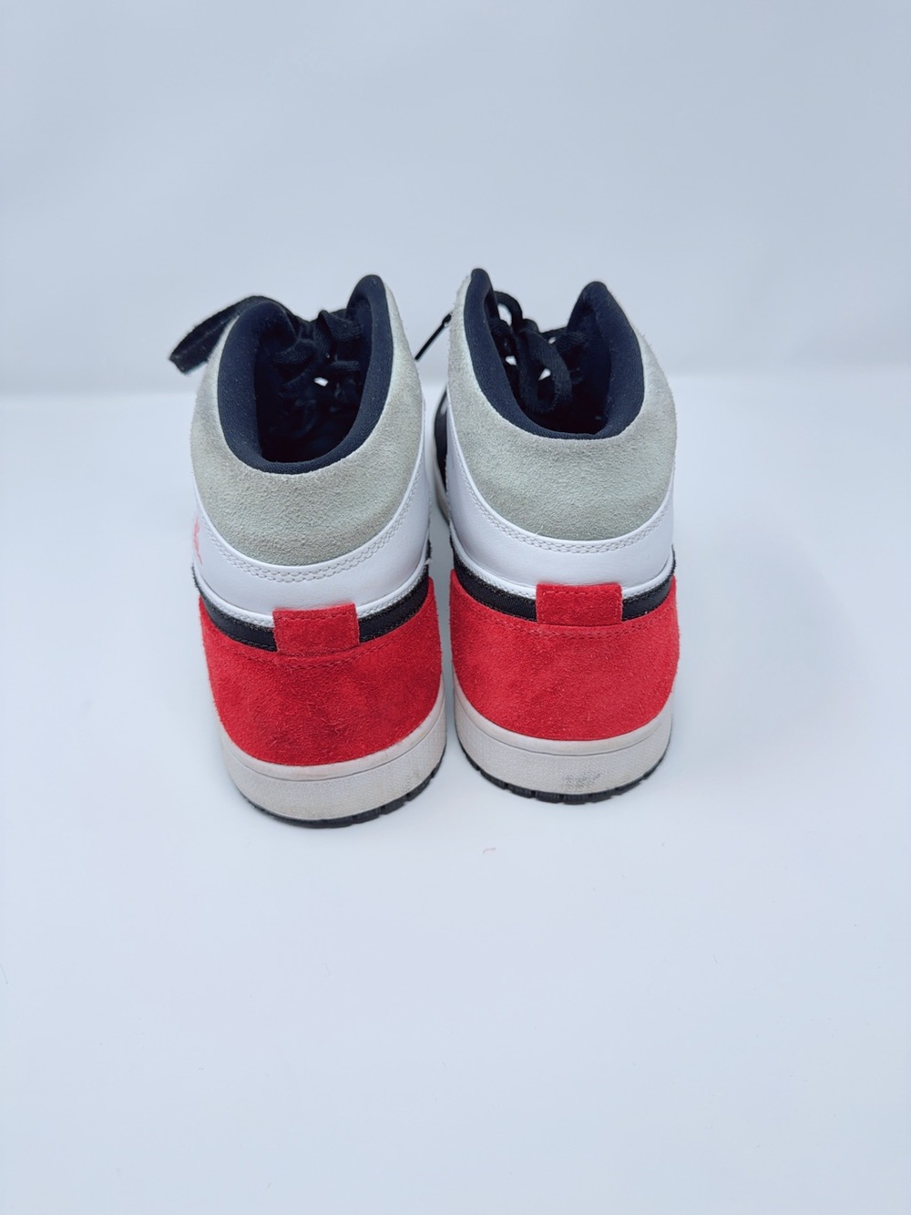 Nike Air Jordan 1 Mid White Black Gym Red Sneakers Menโs Size 15 - Picture 7 of 9